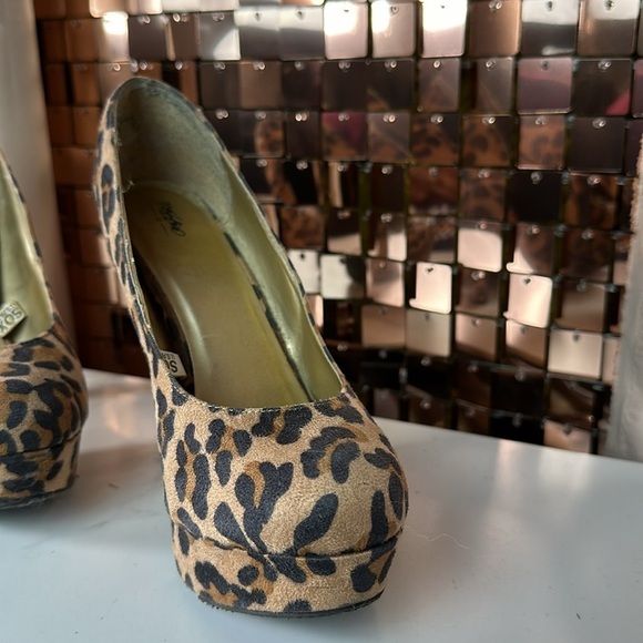 MOSSIMO Tan, Brown, Black Cheetah Print Faux Suede Heels Size 8 - Picture 3 of 10
